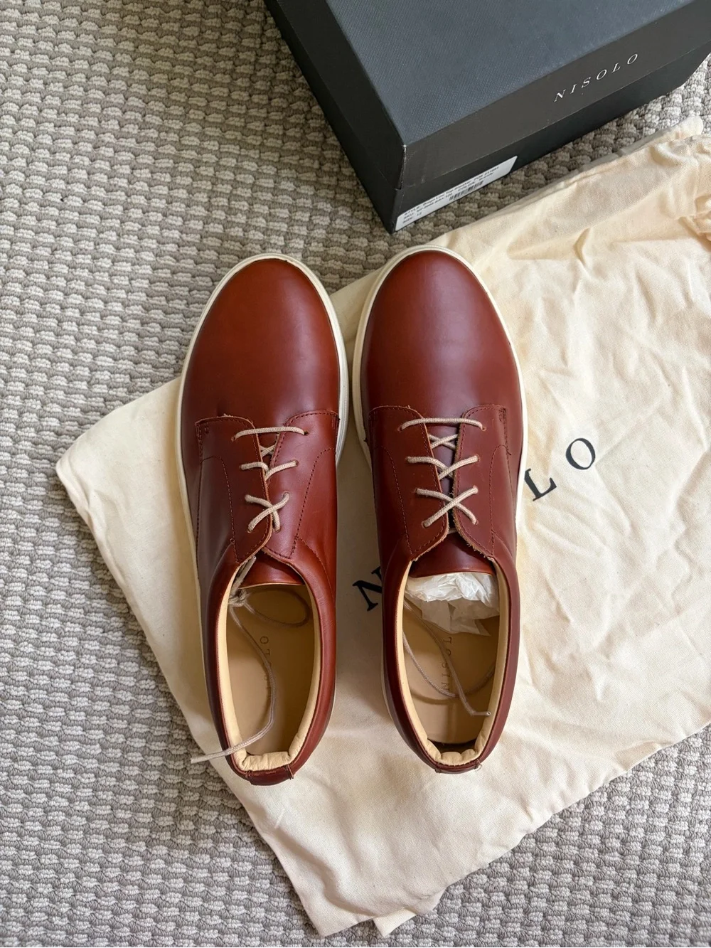 Nisolo Men’s Leather Sneakers — Brandy